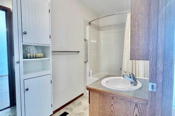Bedroom - 24 Providence Way, Coaldale, AB T1M1R4 Photo 4