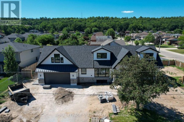 24 Royce Avenue, Hamilton, ON, photo 2
