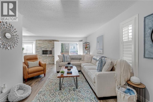 4pc Bathroom - 24 Segwun Road, Waterdown, ON L8B0K2 Photo 5