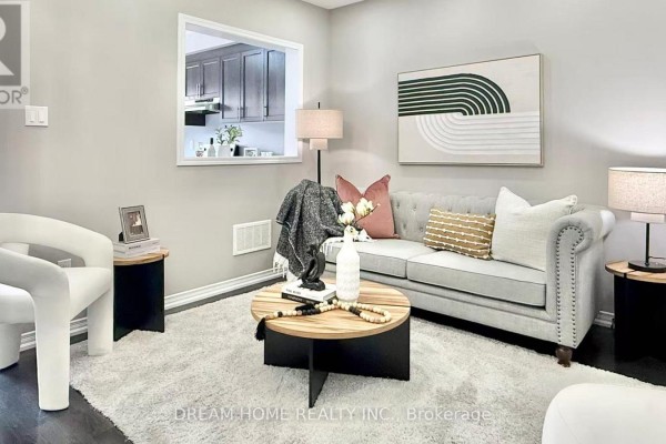 Bedroom 2 - 24 Spofford Drive, Whitchurch Stouffville, ON L4A4R1 Photo 5