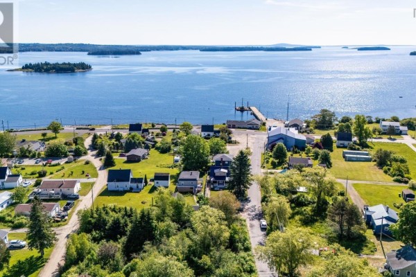 Living room - 24 Station Road, Western Shore, NS B0J3M0 Photo 2