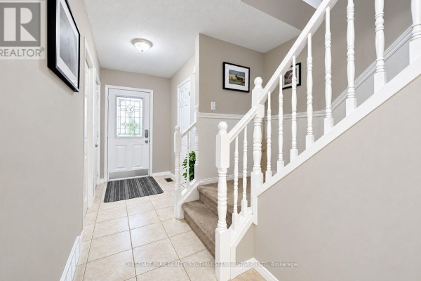 Laundry room - 24 White Sands Court, Kitchener, ON N2E3S4 Photo 5