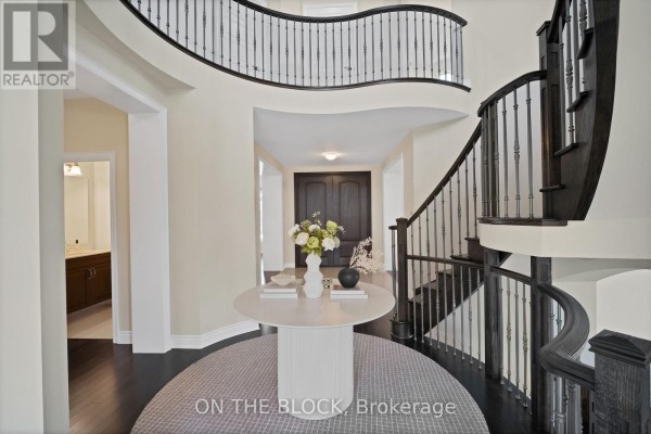 Dining room - 24 Whitewood Drive, Whitchurch Stouffville, ON L4A1R9 Photo 4