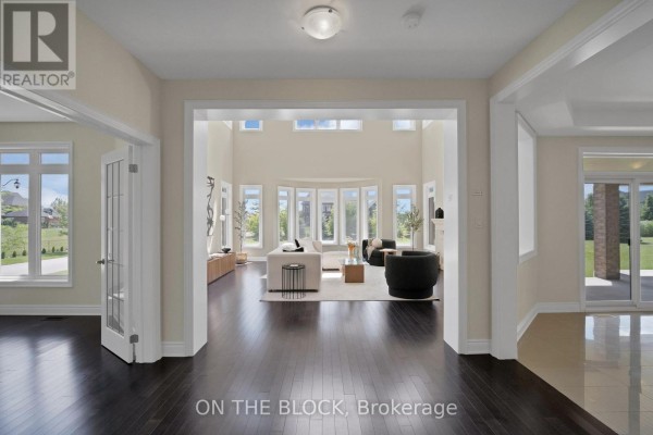 Great room - 24 Whitewood Drive, Whitchurch Stouffville, ON L4A1R9 Photo 5