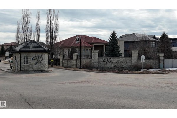24 Windermere Dr Sw, Edmonton, AB, photo 3