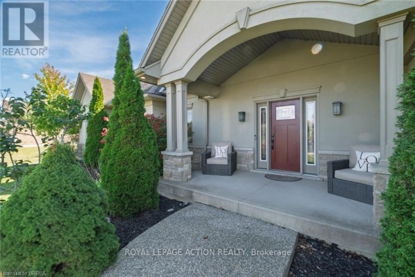 Games room - 24 Wingrove Wood, Brantford, ON N3T5L7 Photo 4