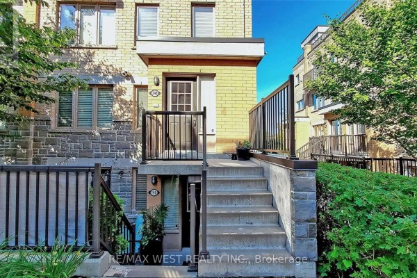 Kitchen - 240 - 10 Foundry Avenue, Toronto, ON M6H0A6 Photo 2