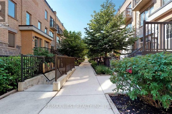 Great room - 240 - 10 Foundry Avenue, Toronto, ON M6H0A6 Photo 5