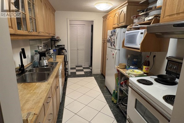 240 7293 Moffatt Road, Richmond, BC V6Y3E4 Photo 5