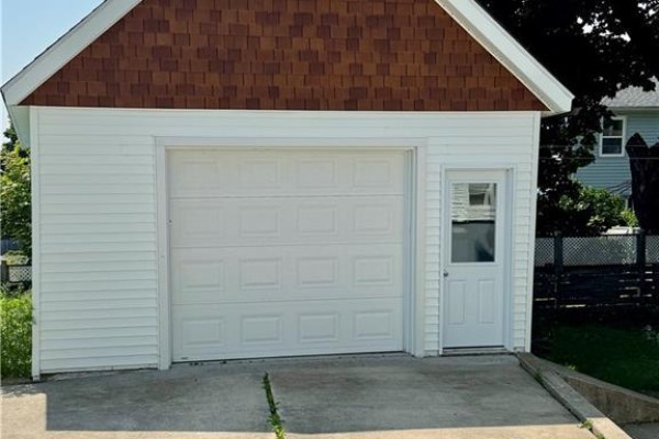 Family room - 240 Alexander Street, Miramichi, NB E1V1H3 Photo 2