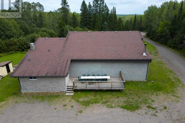 240 Alton Road, Thunder Bay, ON P7G2J7 Photo 5