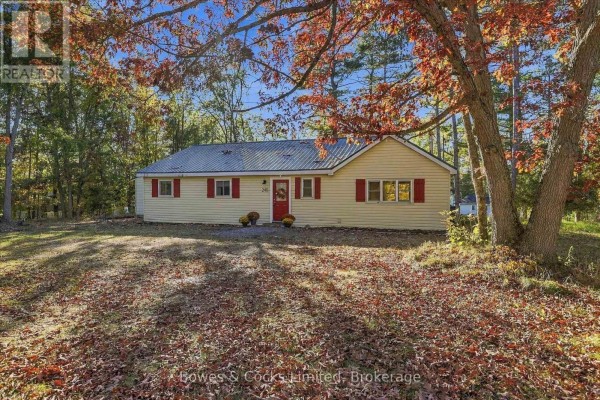 Kitchen - 240 Burnt Dam Road, Havelock Belmont Methuen, ON K0L1Z0 Photo 2