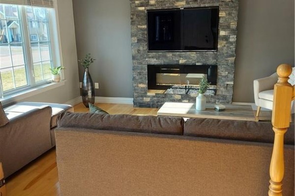 Games room - 240 Chatellerault Street, Shediac, NB E4P0L2 Photo 3