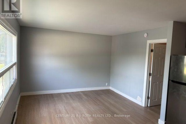 240 Clayborne Place, Orillia, ON L3V1M5 Photo 4