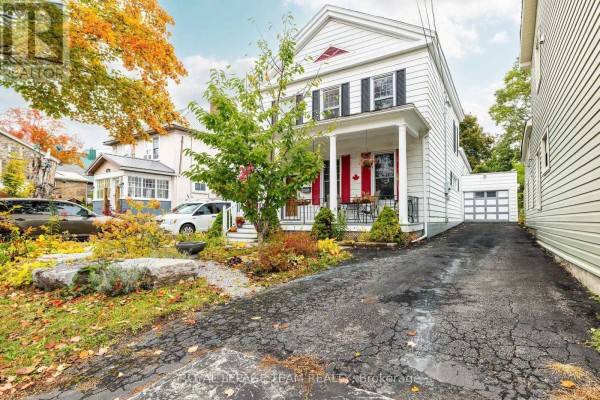 240 Dibble Street W, Prescott