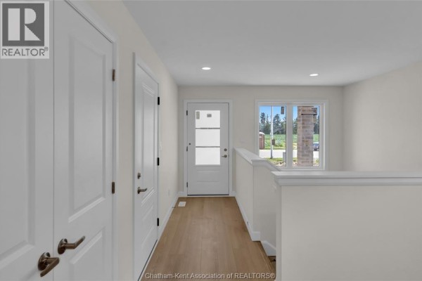 Primary Bedroom - 240 Ironwood Trail, Chatham, ON N7M0V6 Photo 4
