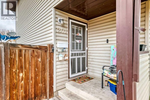 2pc Bathroom - 240 Jensen Drive Ne, Airdrie, AB T4B1P6 Photo 3
