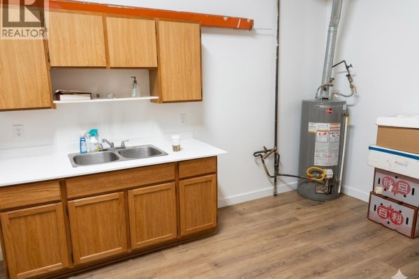 240 Keefer Street, Vancouver, BC V6A1X5 Photo 4