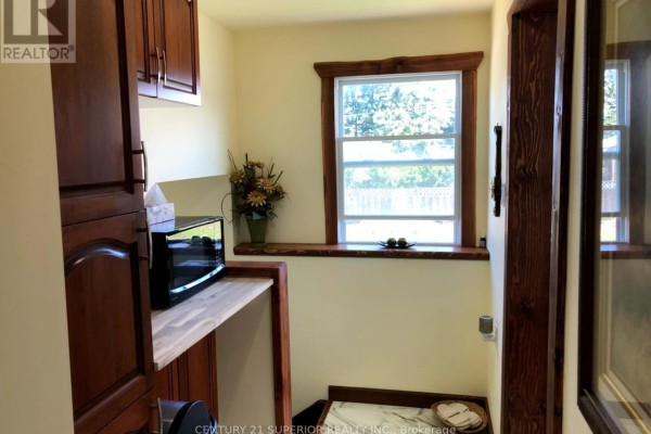 240 Walker Street, Greenstone, ON, photo 3