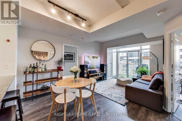 2401 - 75 East Liberty Street, Toronto, ON, photo 2