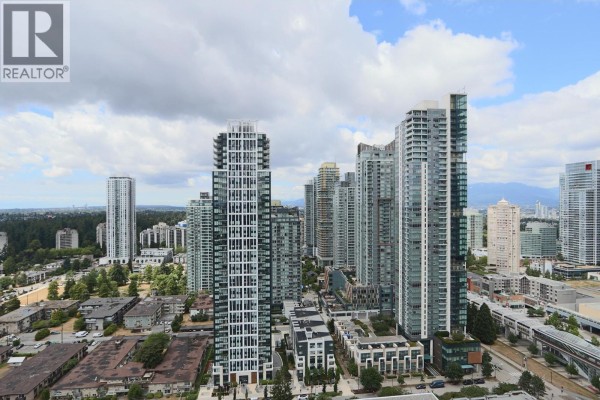 View of surrounding cityscape with multiple high-rise buildings. - 2401 6608 Sussex Avenue, Burnaby