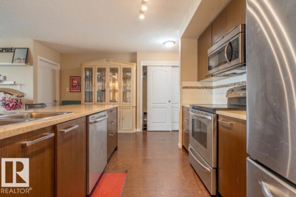 Bedroom 2 - #2401 7343 South Terwillegar Dr Nw, Edmonton, AB T6R0M2 Photo 5