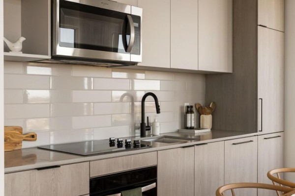 2402 - 1185 Dupont Street, Toronto, ON M6H0G5 Photo 5