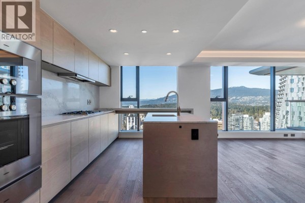 2402 1482 Robson Street, Vancouver, BC V6G0E4 Photo 2
