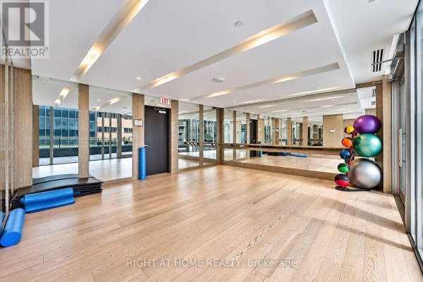 Den - 2403 - 89 Dunfield Avenue, Toronto, ON M4S0A4 Photo 5