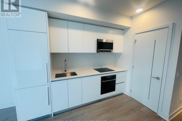 2404 - 8 Cumberland Street, Toronto, ON, photo 2