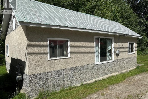 Partial bathroom - 2404 Perrier Road, Nelson, BC V1L6Y9 Photo 4