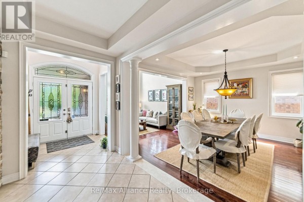 Pantry - 2404 Rideau Drive, Oakville, ON L6H7P8 Photo 5