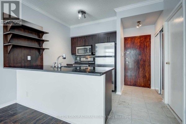Bedroom - 2405 - 10 Queens Quay W, Toronto, ON M5J2R9 Photo 4