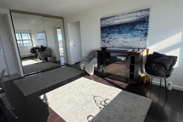 Bedroom - 2405 - 715 Don Mills Road, Toronto, ON M3C1S5 Photo 4