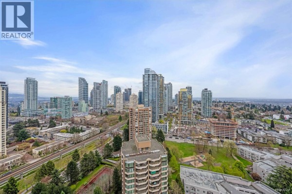 2405 6188 Wilson Avenue, Burnaby, BC V5H0A5 Photo 5