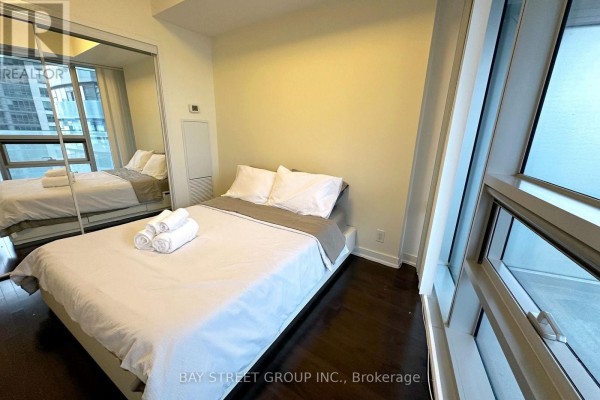 Bedroom 2 - 2406 - 14 York Street, Toronto, ON M5J0B1 Photo 5