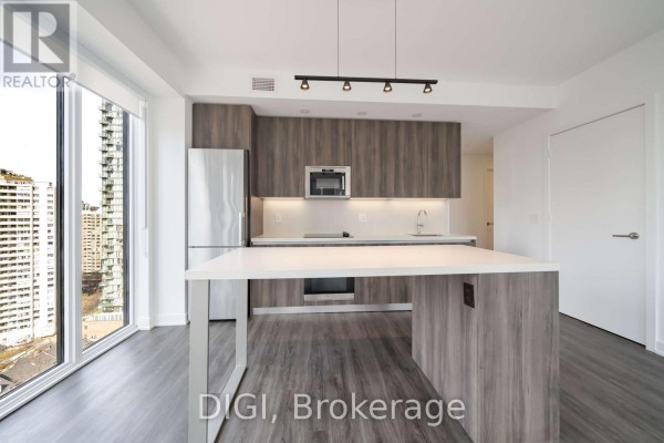 Living room - 2406 - 8 Gloucester Street, Toronto, ON M4Y0H8 Photo 3