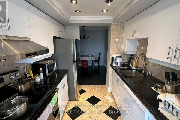 2407 - 550 Webb Drive, Mississauga, ON, photo 3