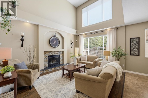 24070 Hill Avenue, Maple Ridge, BC V2W1Z9 Photo 3