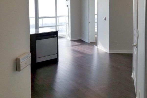Kitchen - 2408 - 2230 Lake Shore Boulevard W, Toronto, ON M8V0B2 Photo 2