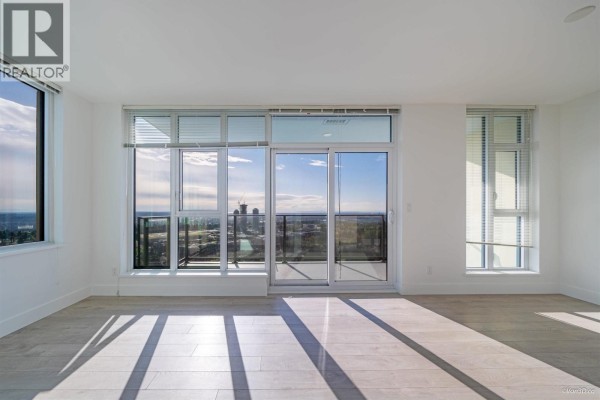2408 7388 Kingsway, Burnaby, BC V3N0G9 Photo 5