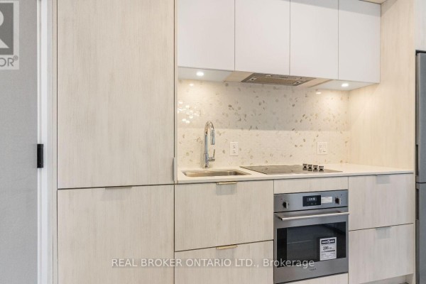 Kitchen - 2409 - 130 River Street, Toronto, ON M5A0R8 Photo 2