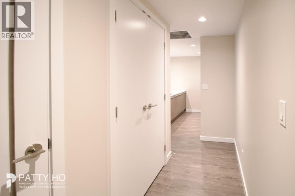 2409 4485 Skyline Drive, Burnaby, BC V5C5Y1 Photo 2