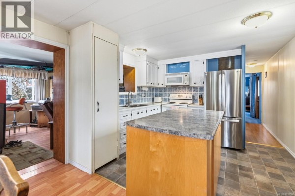 Kitchen - 241 2885 Boys Rd, Duncan, BC V9L4Y9 Photo 5