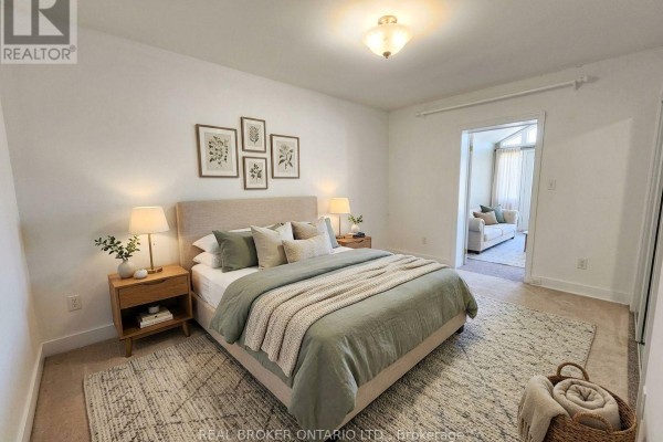 241 Aldercrest Road, Toronto, ON M8W4J6 Photo 2