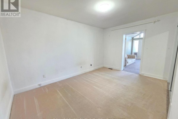 241 Aldercrest Road, Toronto, ON M8W4J6 Photo 3