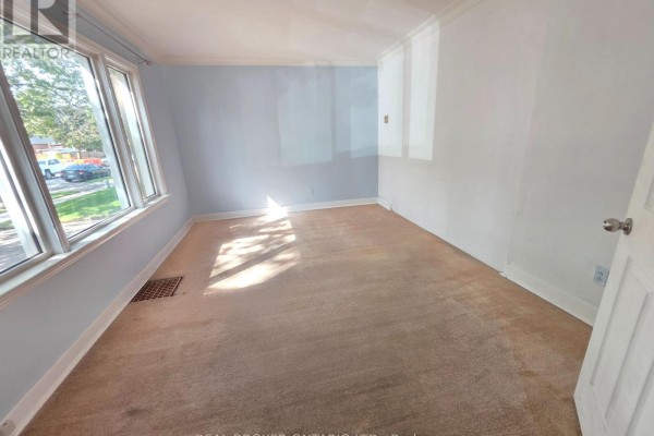 241 Aldercrest Road, Toronto, ON M8W4J6 Photo 5