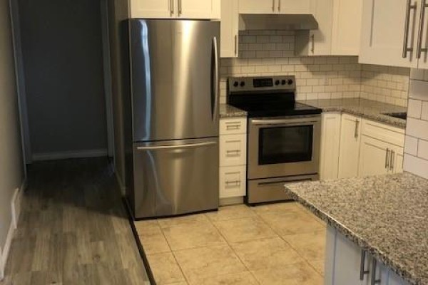4pc Bathroom - 241 Crownridge Boulevard Unit# Lower, Amherstburg, ON N9V3W3 Photo 2