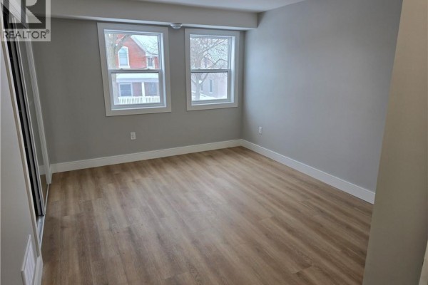 Bedroom - 241 Darling Street Unit# 1, Brantford, ON N3S3X3 Photo 5