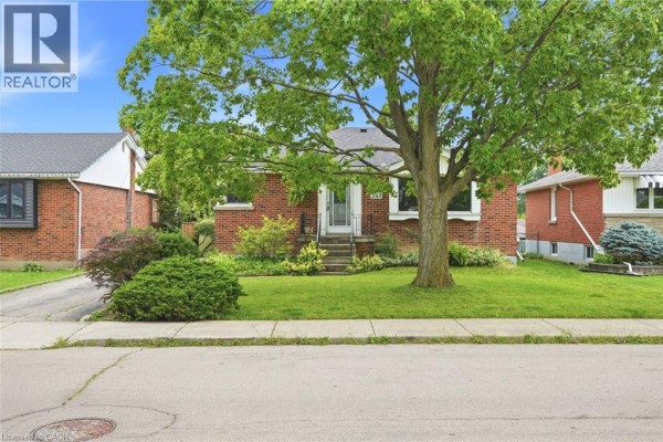 Recreation room - 241 East 44th Street, Hamilton, ON L8T3H7 Photo 4